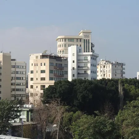 Delphi 酒店 *